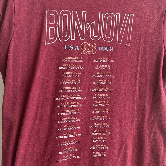 Bon Jovi band merch size medium T-shirt with cut out neck - Picture 6 of 6